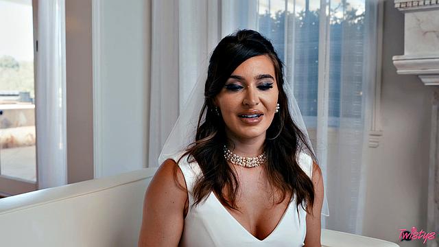 сбежавшая невеста нашла утешение в женском кунилингусе