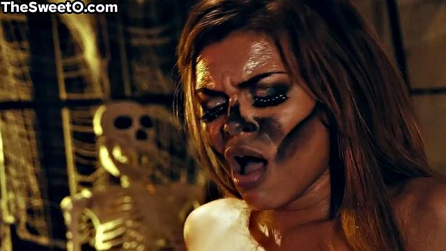 Horny Babe bounces on cock for Halloween