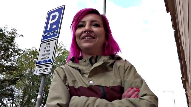 Czech babe pulled into giving head and banging for money