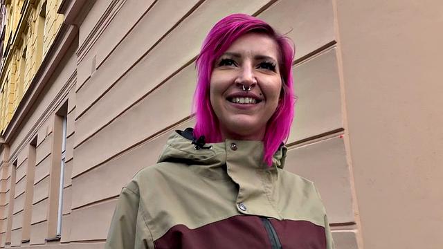 Czech babe pulled into giving head and banging for money