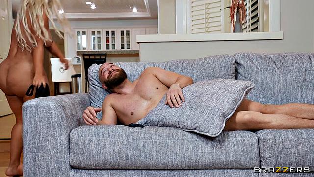 ругает за пошлое платье - останется без секса, а любовник не промах