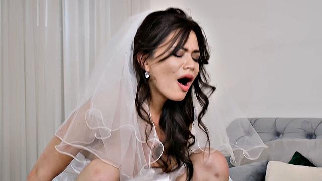BRIDE4K. Married in Submission