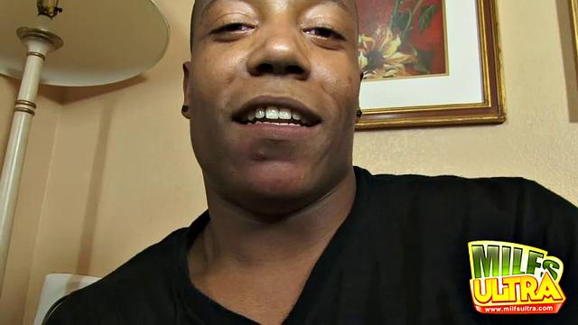 MILF Sasha Gold Screws Black Guy