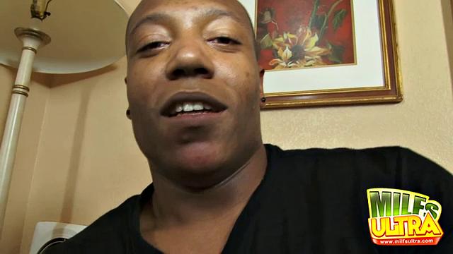 MILF Sasha Gold Screws Black Guy