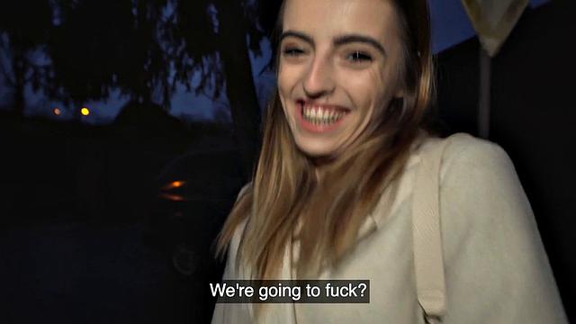 на первом свидании в колготках - садится сверху и не слазит