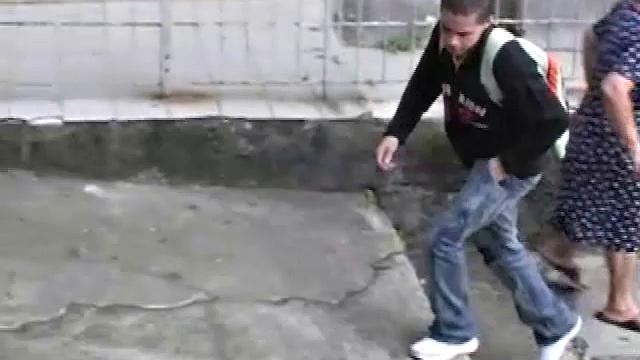 два латинских красавца сосут и трахаются в полный рост