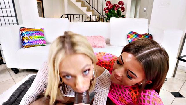 Wet Mouth Wonderland with Jade & Sky