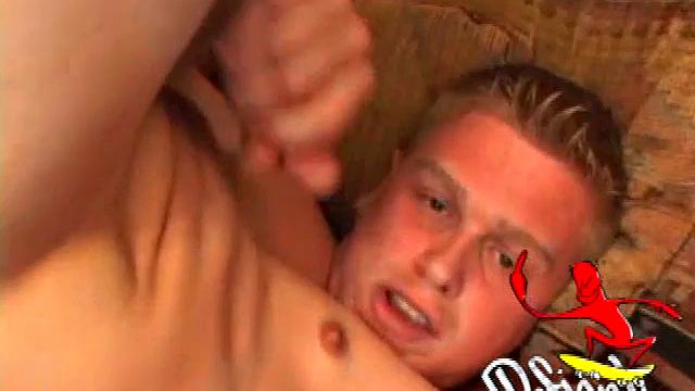 Brad Corwin Fingers Himself