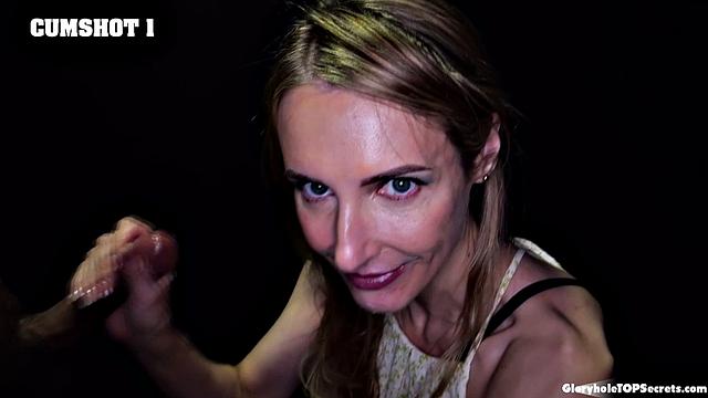 Кристен Лейс в студии глотает семь порций спермы подряд у парней через дырку в стене.