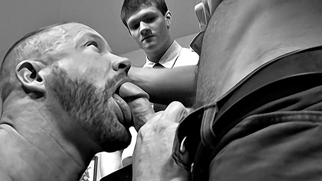Freeballing Coach Starts A Wild Orgy - Joe Parker, Mike Tanner