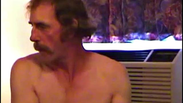 Reggie Gives Good Head