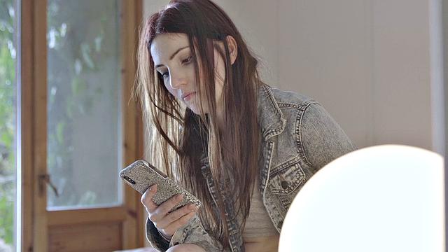 Snowballing Stepsister