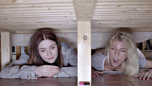 Snowballing Stepsister