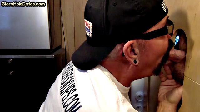 Homemade DILF sucks and wanks through gloryhole