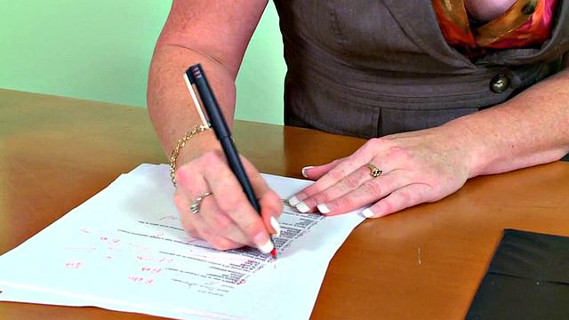 миссис кинг получает глубокий кремпай от взрослого ученика