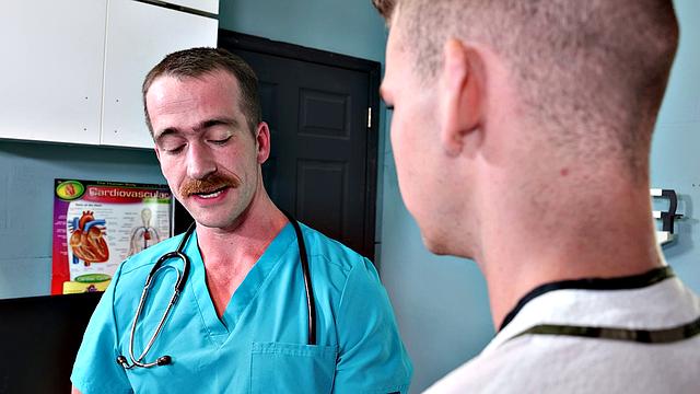 Доктор-отчим знает: лечить член надо через задницу