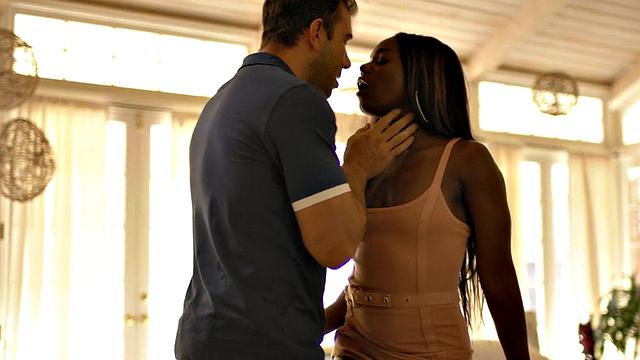 Deepthroating Ebony stepdaughter pussydrilled by stepdaddy