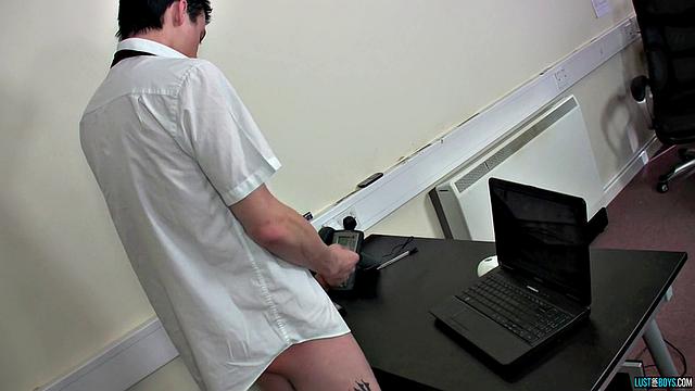 Office Squirt with Cum - Evan Zero