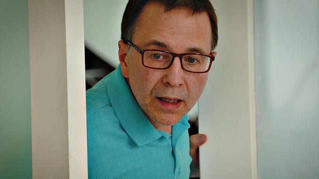 рыжая падчерица Зои Паркер впервые лижет киску мачехе Крисси Линн