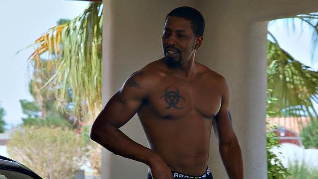 Busty WAM ebony babes suck and got fucked in 3some