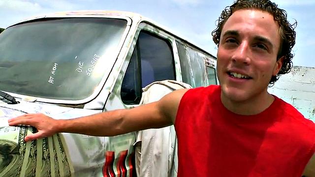 BWC nails BBC deep in doggystyle while she gags on his cock