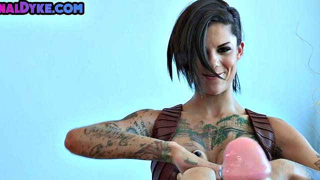 POV anal dyke toyed with anal beads in amateur closeup