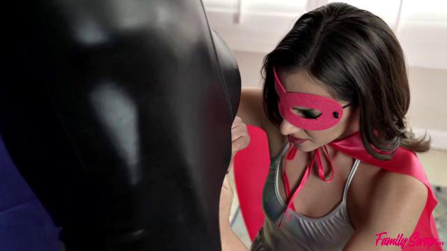 When My Swap Family Does Super Hero Event - S3:E1