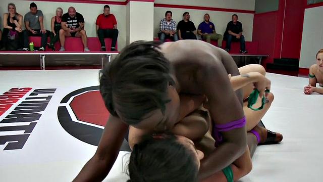 Public lez wrestlers fingering in group fight for voyeurs