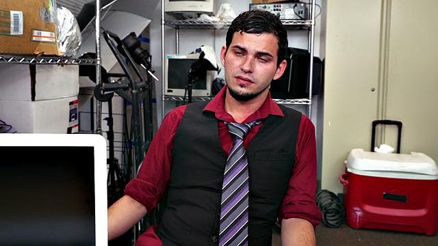 Black nympho fucked in anal by nasty fucker