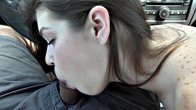 отчим поехал кататься, а свернул прямо в спальню