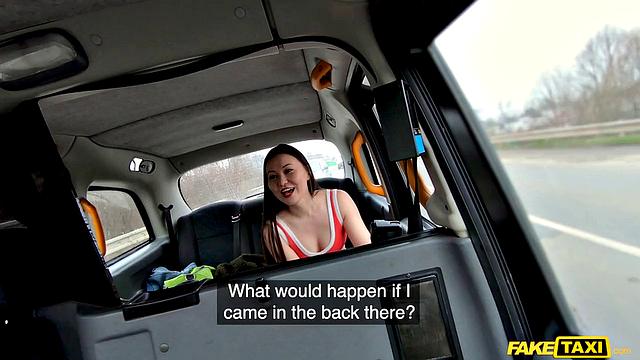 The Petite Fitness Babe