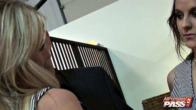 Bank heist turns into an orgy