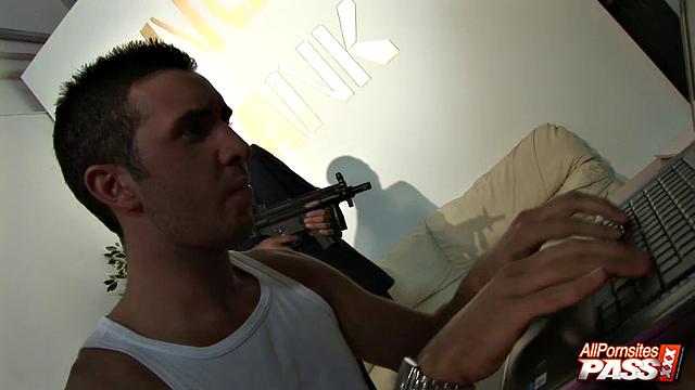 Bank heist turns into an orgy