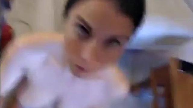 My girlfriend gets a mouthful of jizz