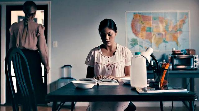 Asian enjoys passionate tribbing with her GF