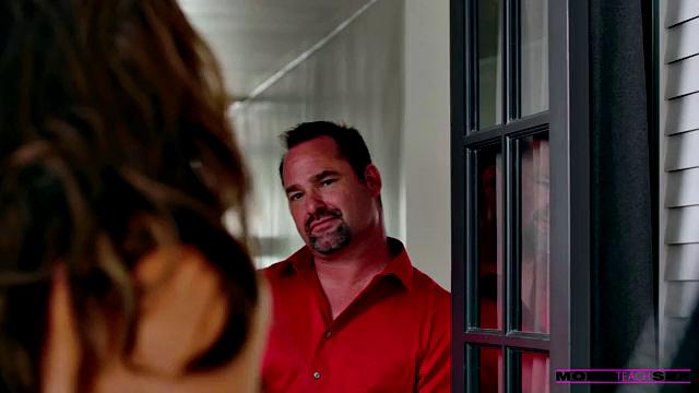 Sitting on Santa's Lap - S14:E7