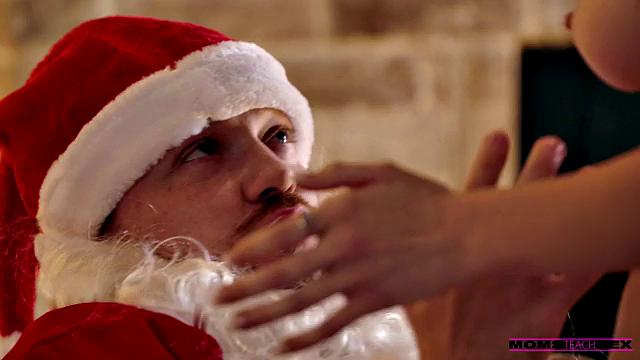 Sitting on Santa's Lap - S14:E7