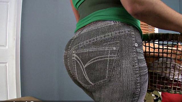 Interracial MILF Booty