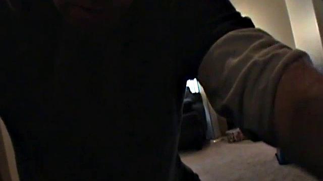 Cheating GF caught going lesbo and eating on camera