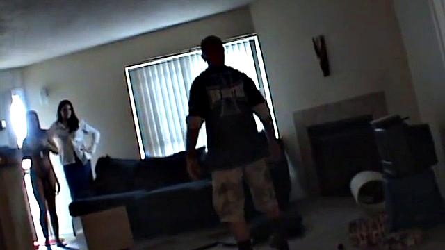 Cheating GF caught going lesbo and eating on camera