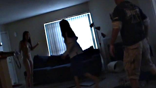 Cheating GF caught going lesbo and eating on camera