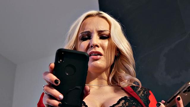 Short detective gets caught by inked MILF in lingerie