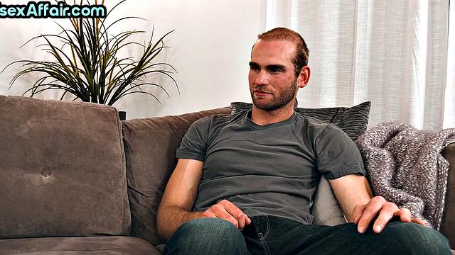 Big booty babe cockriding in 3some