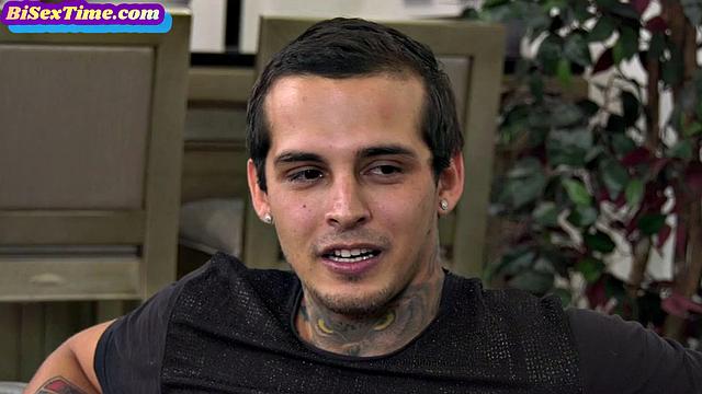 Bisexual bae deepthroating in 3some