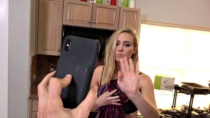 MILF stepmom, I love how you cook!