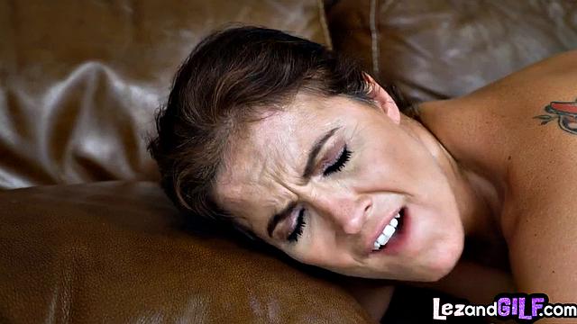 Big ass lez GILF gets pussy eaten by babe