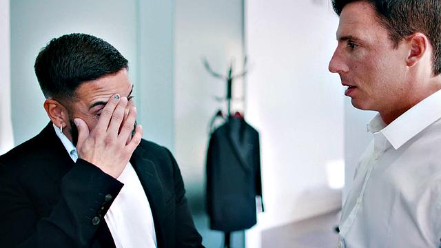 Black stud enjoys bareback sex with BF at home