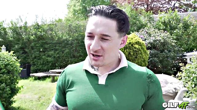 Socialite Granny Sex - Francesca Kitten GILF