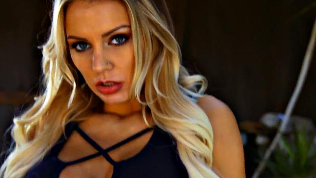 Full hairy bimbo spreading cunt