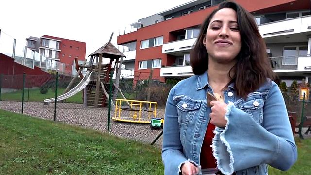 Euro babe with big tits takes cash for outdoor blowjob and sex in public